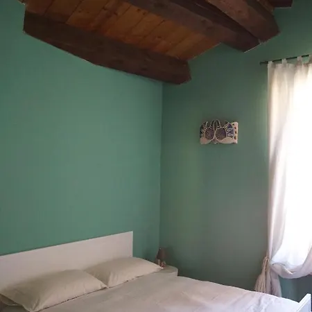 Bed & Breakfast In The Heart Of